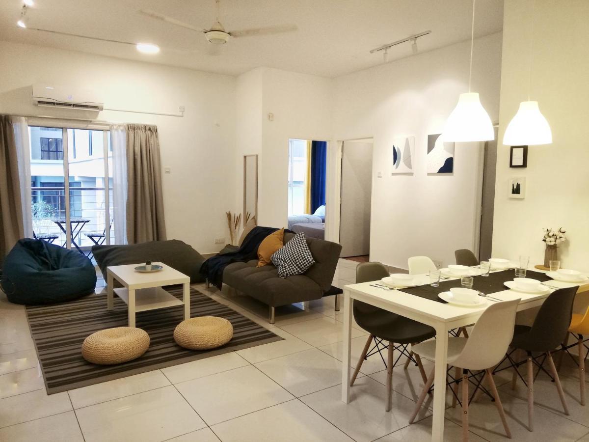 Subang City Residence, 8-9 Pax With Balcony, Walking Distance To Summit, 5Min To Sunway Subang Jaya Buitenkant foto