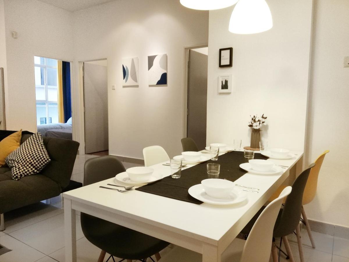 Subang City Residence, 8-9 Pax With Balcony, Walking Distance To Summit, 5Min To Sunway Subang Jaya Buitenkant foto