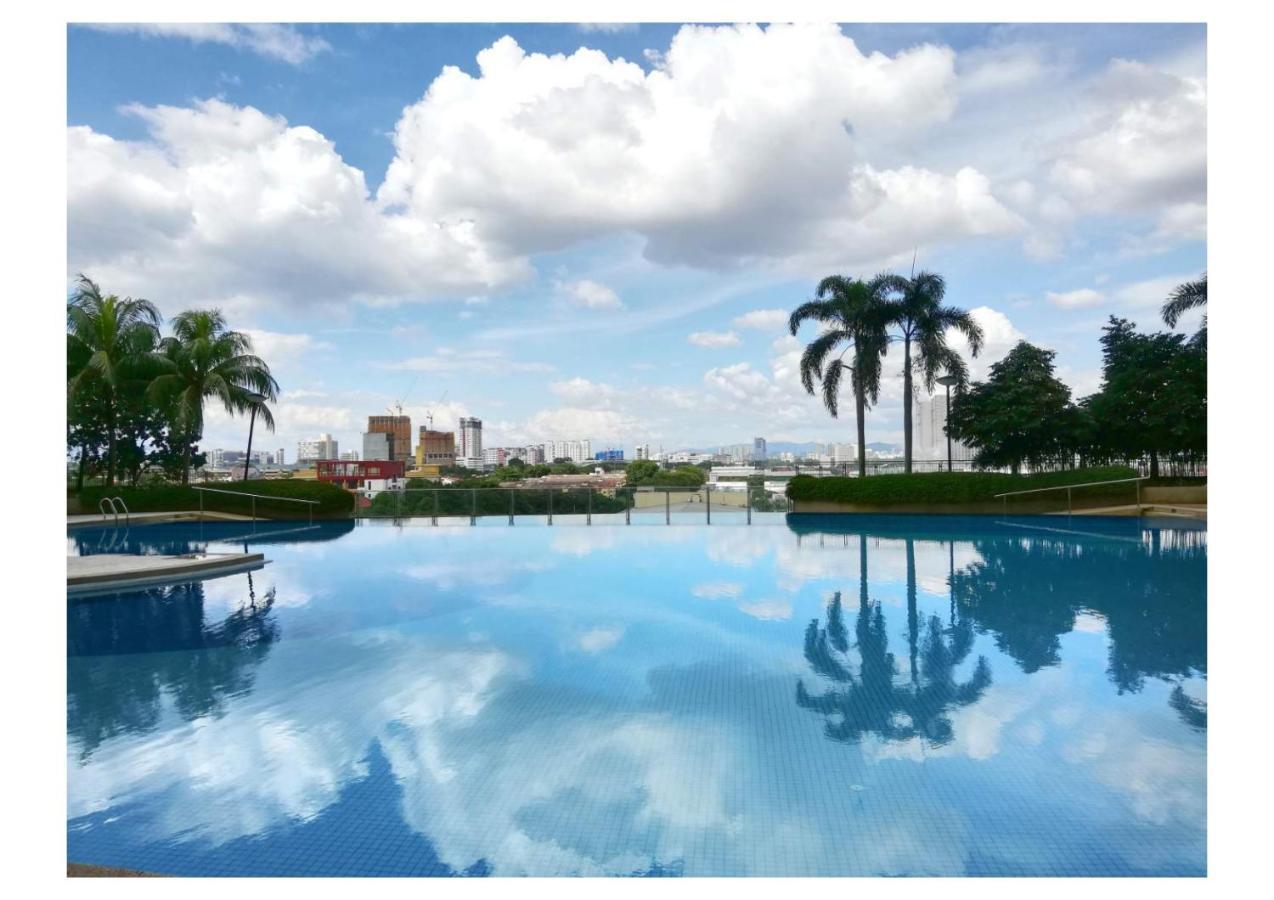 Subang City Residence, 8-9 Pax With Balcony, Walking Distance To Summit, 5Min To Sunway Subang Jaya Buitenkant foto